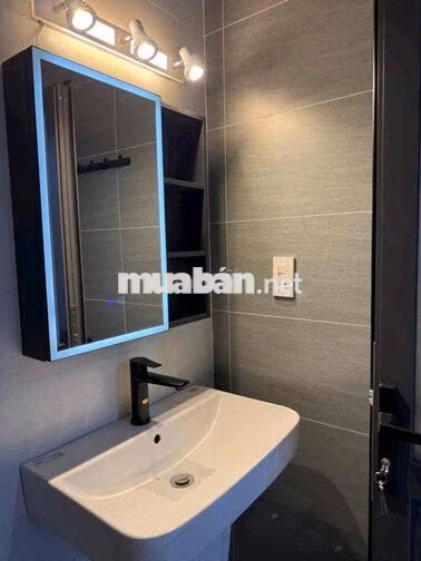 GIẢM MẠNH 300tr - 6PN-NHÀ MT BÌNH TRỊ ĐÔNG A - 70m2 (4x18 )
