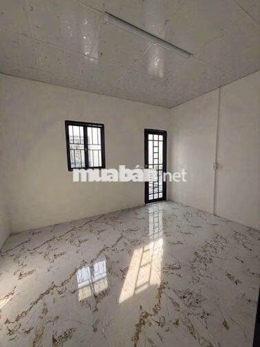 cho thuê nhà đường Phạm Hùng C10 DT.3m×6m } 1 lầu 1 Phòng 1 toilet.