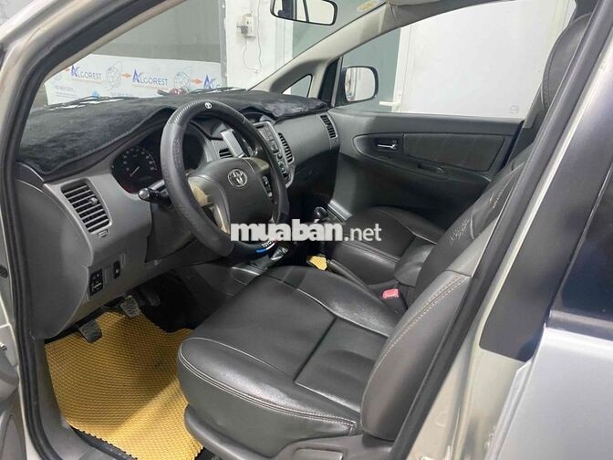 Toyota Innova 2.0E 2013 1 chủ mua mới từ đầu