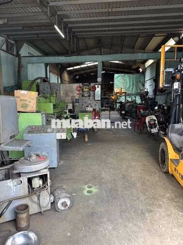 Khách cần ra đi nhà xưởng kinh doanh giá cả thương lượng
