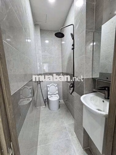 BÁN GẤP NHÀ PHỐ 5x12 HẺM MẶT TIỀN ĐƯỜNG BÌNH TRỊ ĐÔNG