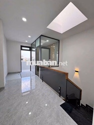 BÁN GẤP NHÀ PHỐ 5x12 HẺM MẶT TIỀN ĐƯỜNG BÌNH TRỊ ĐÔNG