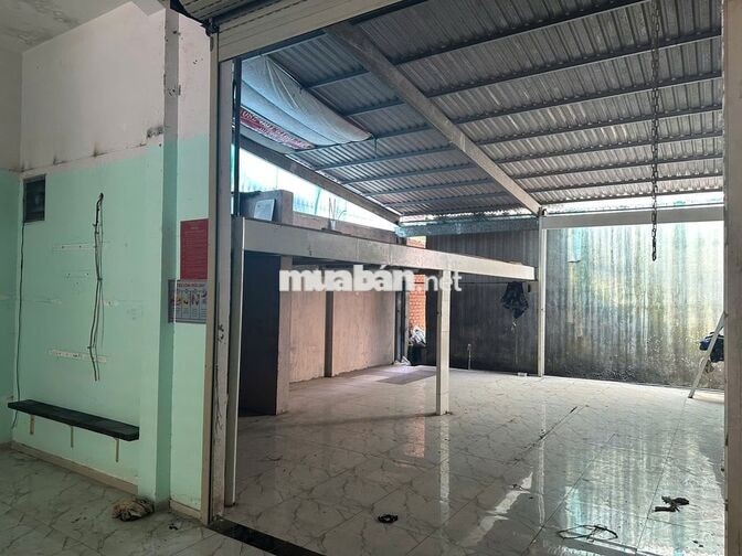 Bán gấp nhà xưởng 10x35, gần chợ Thới Tứ, đường xe tải lớn 12m thông