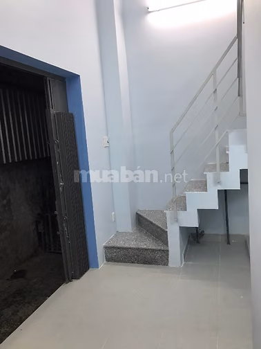 Nhà nhỏ nguyên căn gần cầu chữ Y