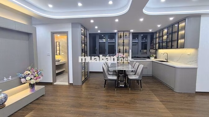 Chính chủ cần bán nhanh CH phòng 909 Tòa CT4-4 Mễ Trì Hạ, Nam Từ Liêm