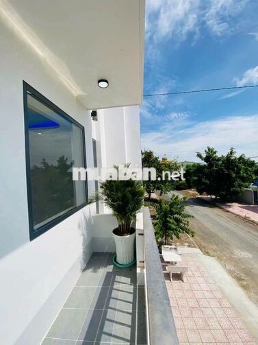 NHÀ LẦU LIỀN KỀ CÓ BAN CÔNG ĐÃ HOÀN THIỆN ĐS6 KDC ĐÔNG PHÚ CẦN THƠ 
