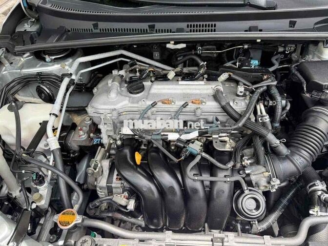 Toyota Corolla Altis 1.8G 2015 Bạc 140.000km