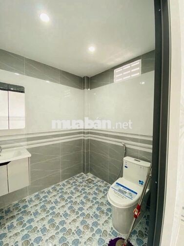 NHÀ LẦU LIỀN KỀ CÓ BAN CÔNG ĐÃ HOÀN THIỆN ĐS6 KDC ĐÔNG PHÚ CẦN THƠ 