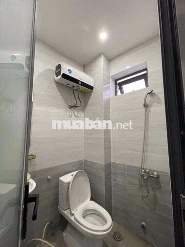 Cho Thuê Văn Phòng Tầng 4 Mặt Tiền Trần Cao Vân