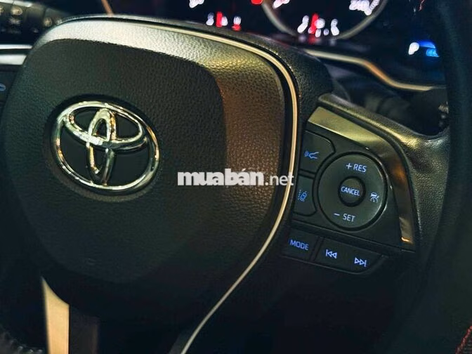 Toyota Corolla Cross 1.8V 2022 Đen 49.999 km