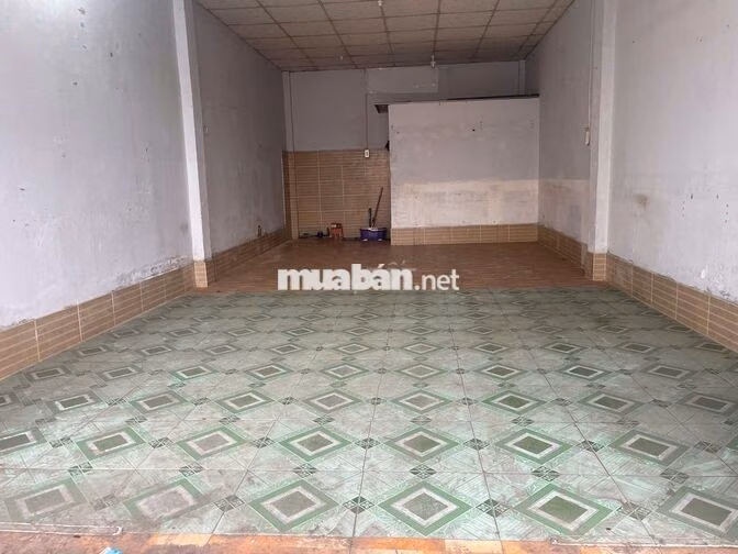 CHo thuê MB Buôn bán, Bình chiểu suốt, giá 6tr/ tháng