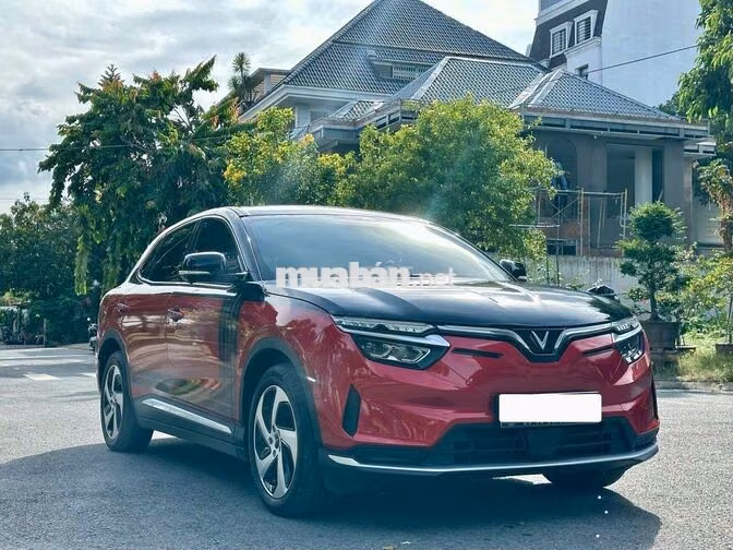 VINFAST VF8 S LUX 2024 PIN MUA CATL GIA ĐÌNH LƯỚT