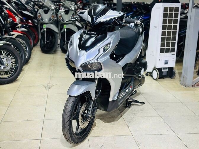 XE MÁY THỊNH PHÁT- AIR BLADE 125 ĐEN BẠC ĐỘ SẴN 