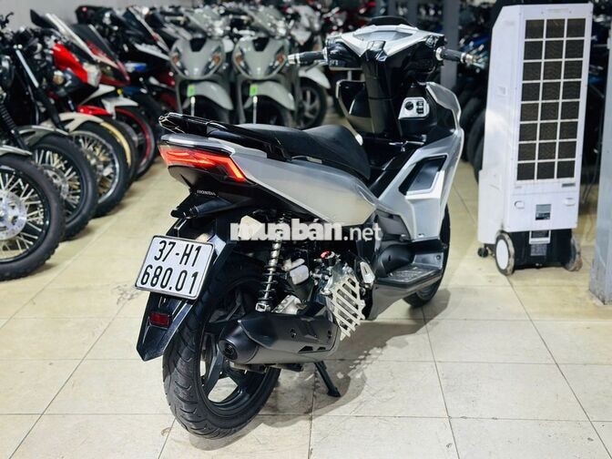 XE MÁY THỊNH PHÁT- AIR BLADE 125 ĐEN BẠC ĐỘ SẴN 