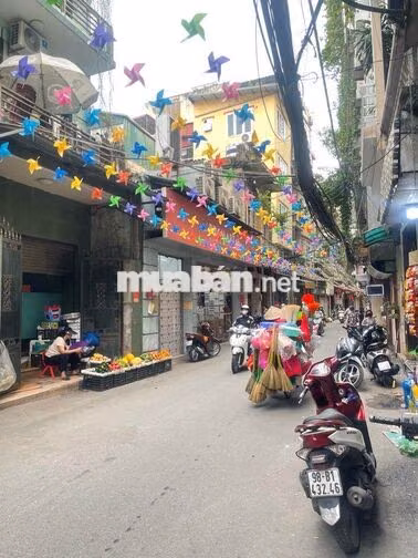 Cho thuê căn hộ khép kín 30m2, Nội thất đầy đủ, an ninh tốt.