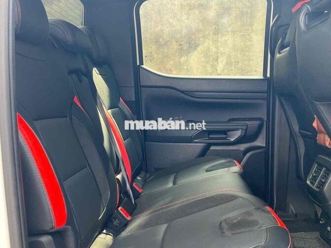 ✅ Ford Raptor 2025 Trắng 18.000km