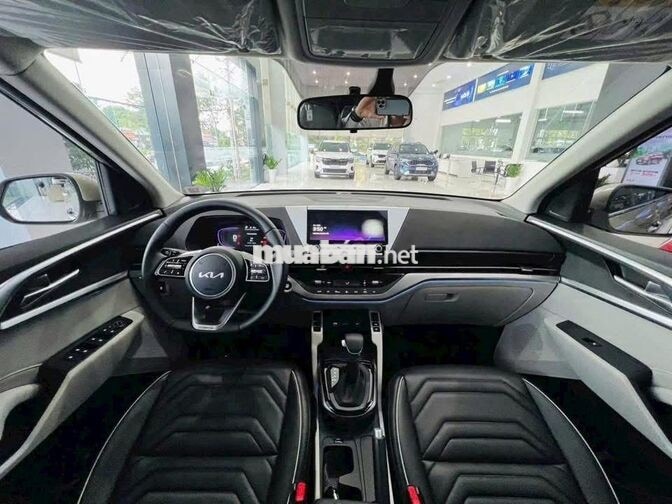 Kia Carens 7 chỗ màu Đỏ