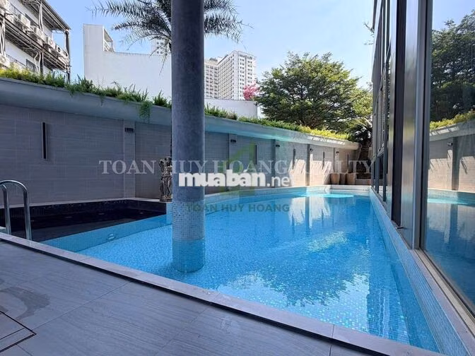 Cho thuê biệt thự hiện đại gần cầu Thuận Phước