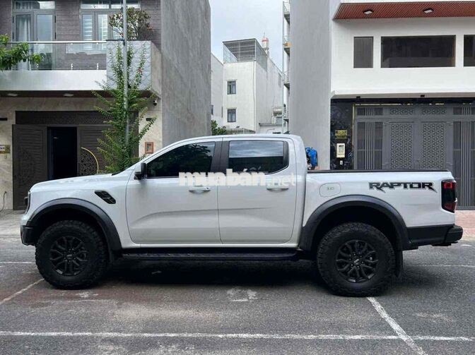 ✅ Ford Raptor 2025 Trắng 18.000km