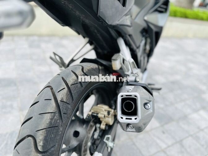 Honda CBR150R Đen, Đỏ bao mới biển 29