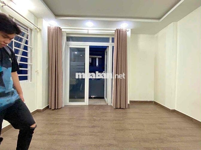 full nội thất đầy đủ giường bếp máy lạnh máy giặt