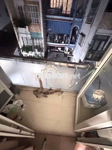 full nội thất đầy đủ giường bếp máy lạnh máy giặt