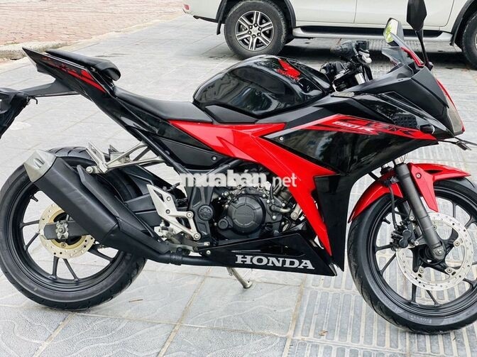 Honda CBR150R Đen, Đỏ bao mới biển 29