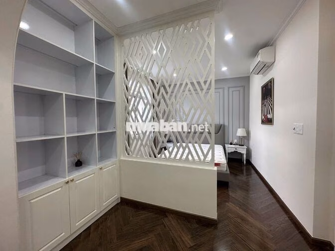 CHO THUÊ BIỆT THỰ LIỀN KỀ TẠI PHÚ MỸ HƯNG - DT 378M2- GIÁ 65 TRIỆU/TH