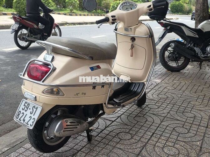 Piaggio LX 125 2011 Kem.Biển Tp.Chính Chủ