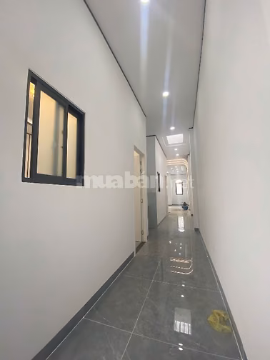 bán nhà gấp 5x16m, gần chợ Nhị Xuân Hóc Môn