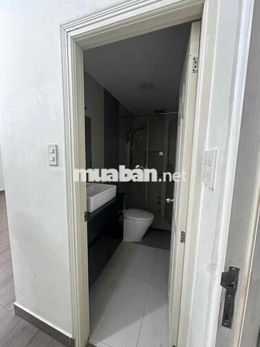 full nội thất đầy đủ giường bếp máy lạnh máy giặt