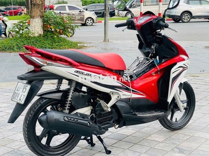 Honda Air Blade 110cc màu Đỏ, Trắng, Đen