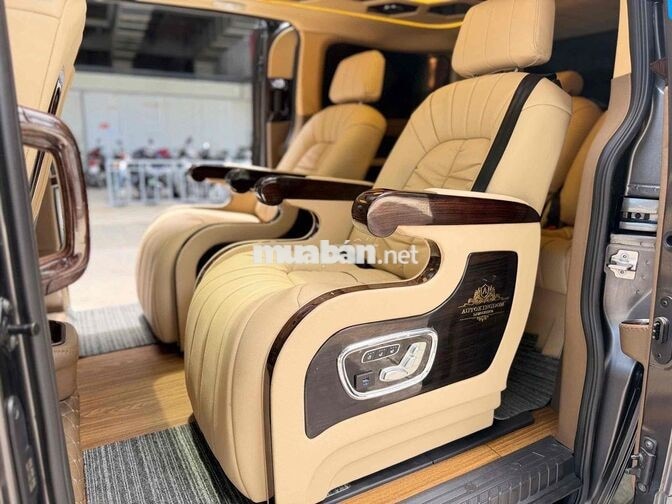 ✅ Ford Tourneo Limousine 2019 Xám 71.000km