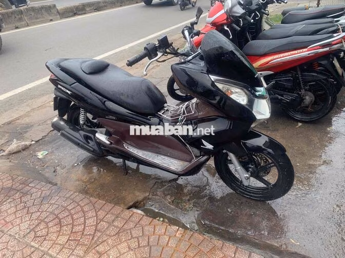 Honda PCX Nâu đen