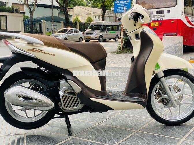 Honda SH Mode Kem Xe tay ga