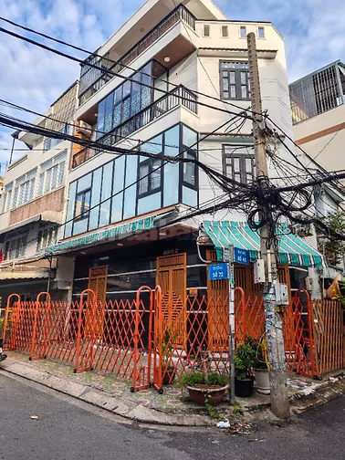 góc 2 MT Bình Phú vỉa hè 4m kinh doanh tốt nhà như hình, như clip