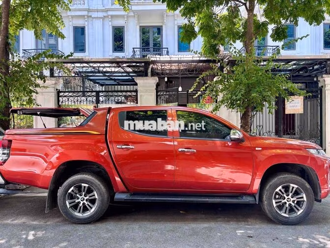 Mitsubishi Triton 4x2 AT Mivec 2023 Cam 15.000 km