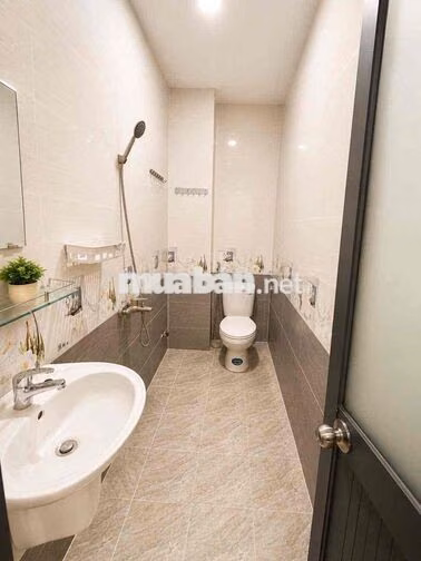 CHO THUÊ STUDIO CỬA SỔ TRỜI FULL NỘI THẤT NGAY PHAN XÍCH LONG