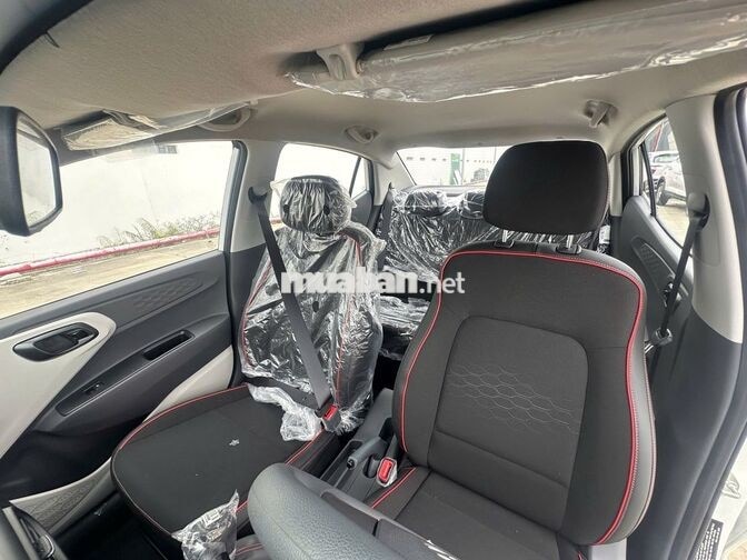 Hyundai i10 Sedan AT Tiêu Chuẩn 2025 Trắng
