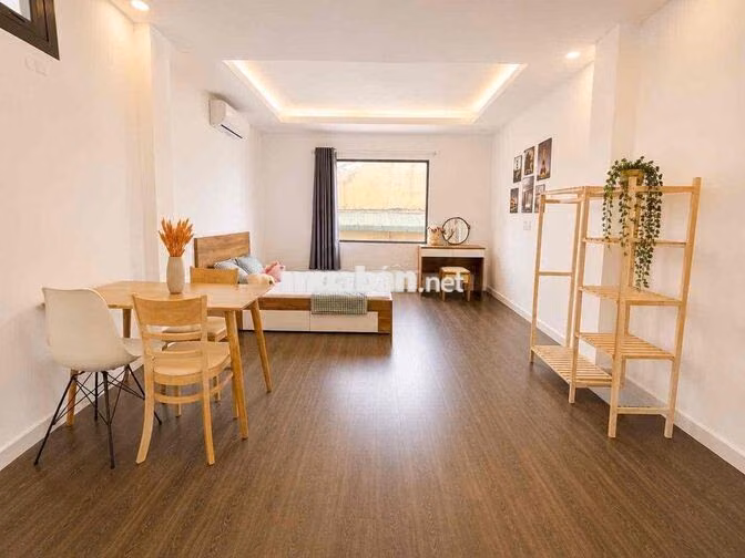CHO THUÊ STUDIO CỬA SỔ TRỜI FULL NỘI THẤT NGAY PHAN XÍCH LONG