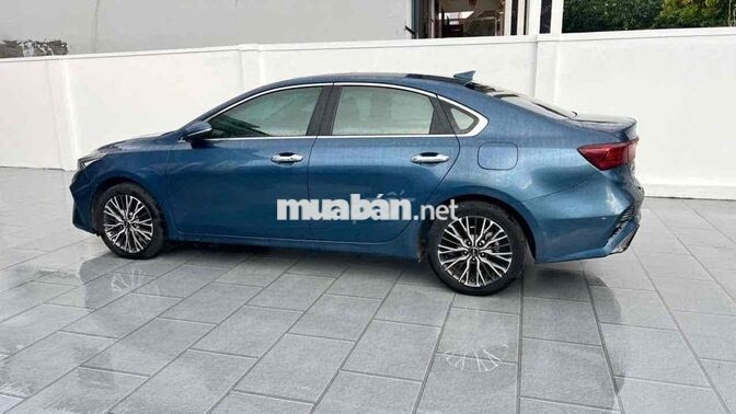 Kia K3 Luxury 2022 Xanh Tự động
