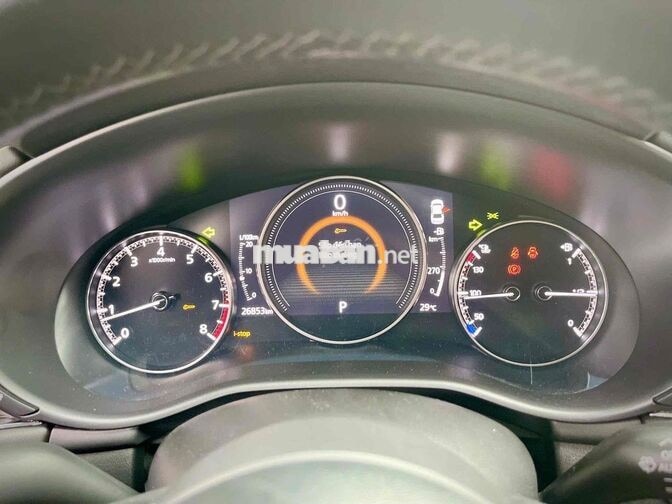 Mazda 3 Luxury 2021 Đỏ pha lê 26.000 km