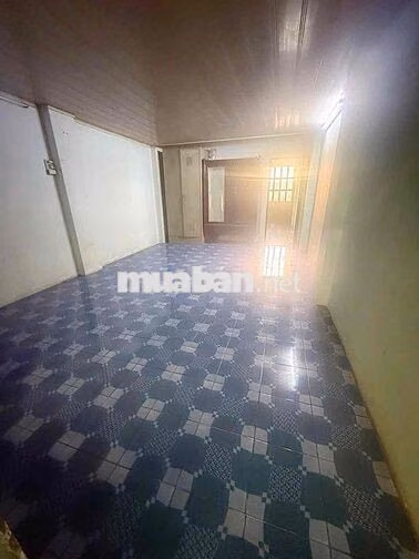 cho thuê nhà mặt tiền kinh doanh đối diện trường học đường Bình Tây