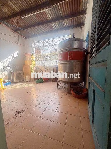 cho thuê nhà mặt tiền kinh doanh đối diện trường học đường Bình Tây