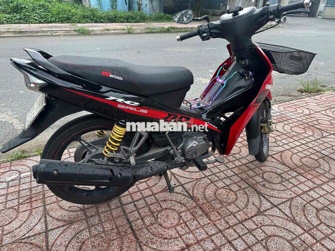 Yamaha Sirius RC Thể thao màu Đỏ