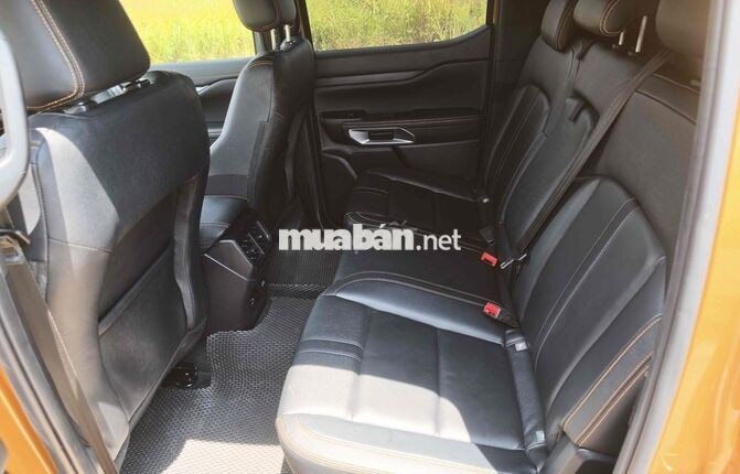 Ford Ranger Wildtrak 2026 4x4AT Vàng