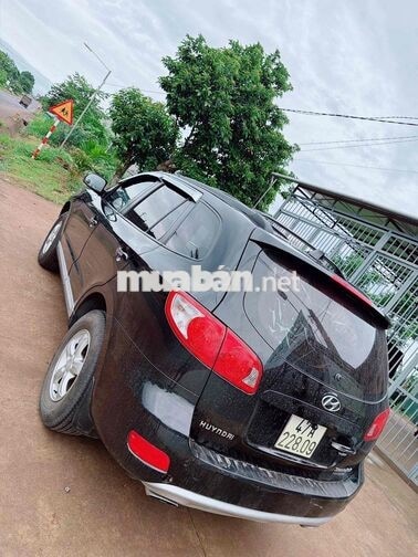 Hyundai Santa Fe 7 chỗ Tự động Dầu Hàn Quốc Đen