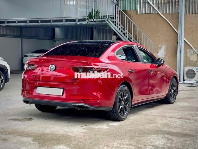 Mazda 3 Luxury 2021 Đỏ pha lê 26.000 km