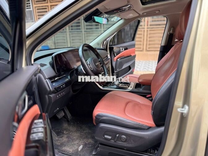 KIA Carnival Signature 2022 Vàng cát 90.000 km