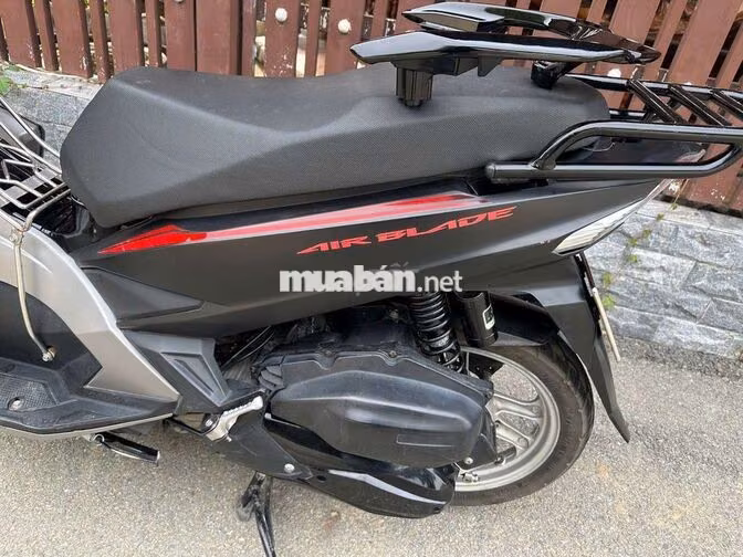 Honda Air Blade 125 Đen phuoc RCB